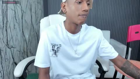 Snapshot of man_san11 chatting on 11/10/25, 02:27 man_san11 online show from 11/10/25, 02:27