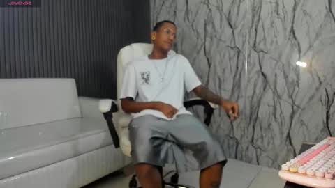 Snapshot of man_san11 chatting on 11/22/25, 03:11 man_san11 online show from 11/22/25, 03:11