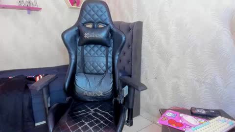 Snapshot of man_san11 chatting on 12/14/25, 03:39 man_san11 online show from 12/14/25, 03:39