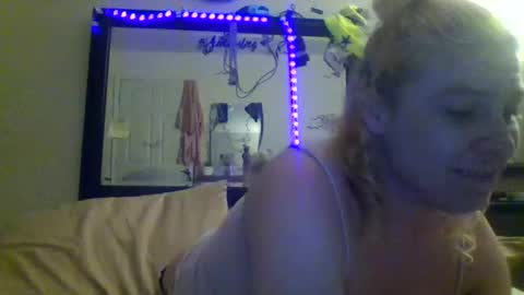 mindy22 online show from 02/16/25, 11:38