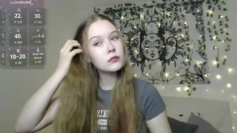 Snapshot of mandymilson chatting on 10/14/25, 03:13 Mandy online show from 10/14/25, 03:13