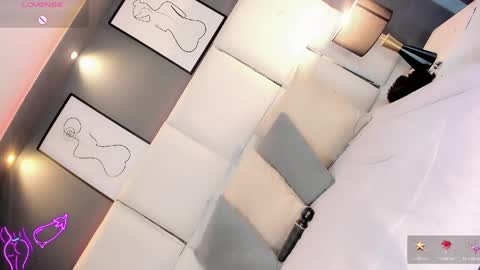 manellyksparklee online show from 04/25/26, 02:14