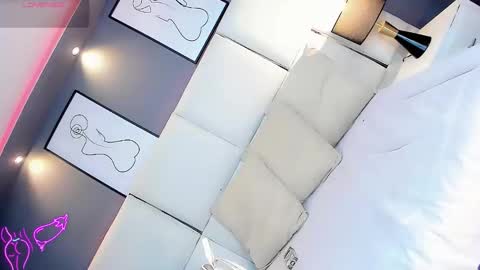 manellyksparklee online show from 05/09/26, 01:49