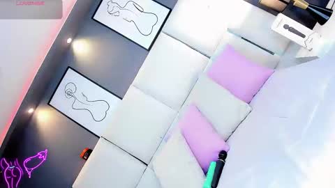 manellyksparklee online show from 06/05/26, 01:39
