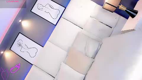 manellyksparklee online show from 06/25/26, 12:42