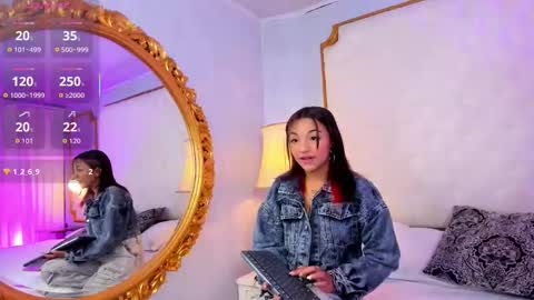 manelyk_evanss online show from 09/13/25, 11:21