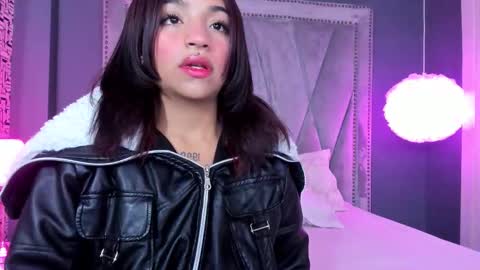 manelyk_evanss online show from 01/06/26, 01:37