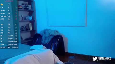 Snapshot of mangxx chatting on 10/24/25, 10:50 Danny online show from 10/24/25, 10:50