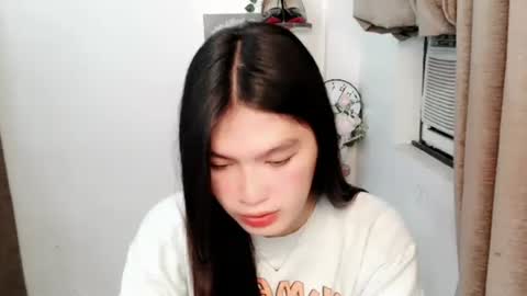 Snapshot of maniniyot69 chatting on 11/12/25, 03:23 maniniyot69 online show from 11/12/25, 03:23