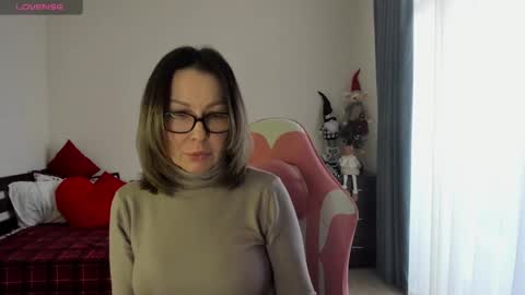 Snapshot of mankamm chatting on 03/06/25, 08:52 Nika online show from 03/06/25, 08:52