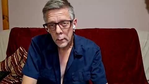 Snapshot of manlymanson chatting on 05/31/26, 02:42 Dickinabox online show from 05/31/26, 02:42