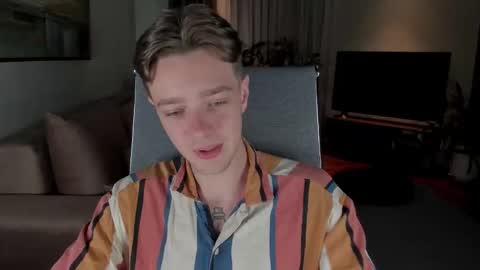 Snapshot of mannyforreal chatting on 09/18/25, 06:43 mannyforreal online show from 09/18/25, 06:43