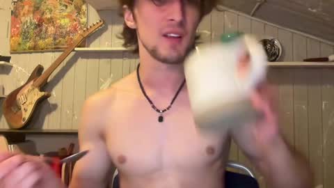 Snapshot of manolein chatting on 12/17/24, 04:32 manolein online show from 12/17/24, 04:32