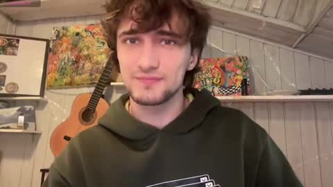 Snapshot of manolein chatting on 02/08/25, 08:32 manolein online show from 02/08/25, 08:32