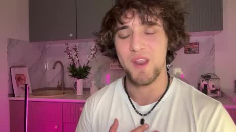 Snapshot of manolein chatting on 11/04/25, 06:40 manolein online show from 11/04/25, 06:40