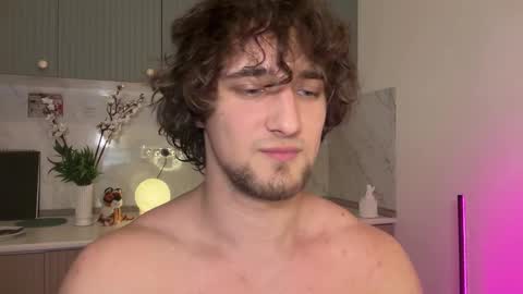 Snapshot of manolein chatting on 12/01/25, 08:03 manolein online show from 12/01/25, 08:03