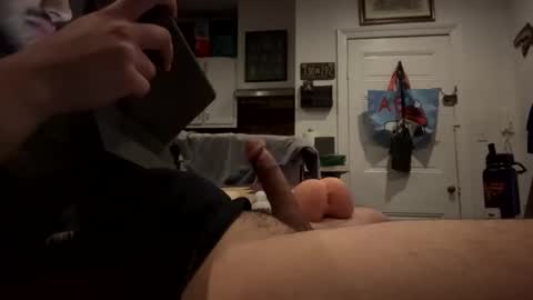 Snapshot of manon69189961 chatting on 09/24/25, 06:28 Far Patience2177 online show from 09/24/25, 06:28