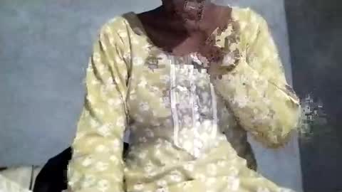 manreet_sen23 online show from 09/10/25, 12:43