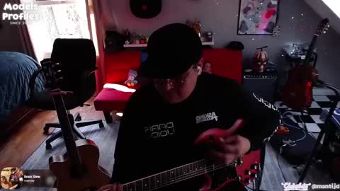 Snapshot of mantijd chatting on 02/09/25, 07:19 Manti online show from 02/09/25, 07:19