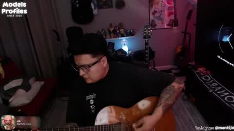 Snapshot of mantijd chatting on 09/30/25, 02:38 Manti online show from 09/30/25, 02:38