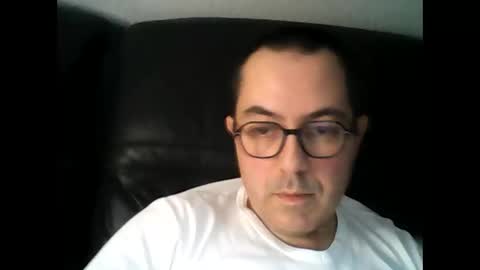 manu5933 online show from 12/18/24, 08:42