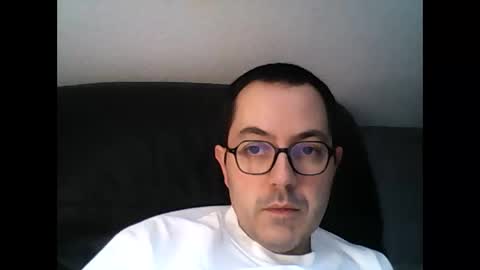 manu5933 online show from 02/18/25, 01:00