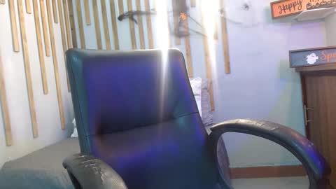  MANU  online show from 10/28/25, 11:25