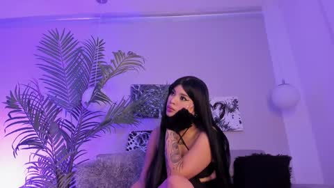 Manu Velez  online show from 12/12/24, 05:37