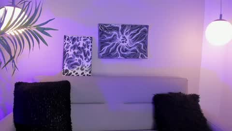 Manu Velez  online show from 12/14/24, 03:15