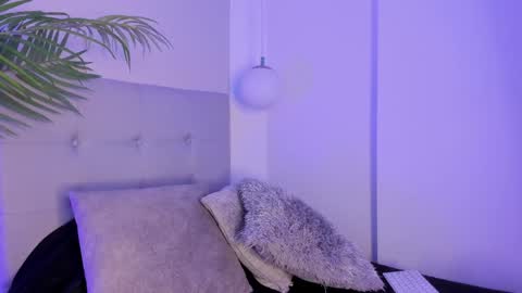 Manu Velez  online show from 01/19/25, 02:59