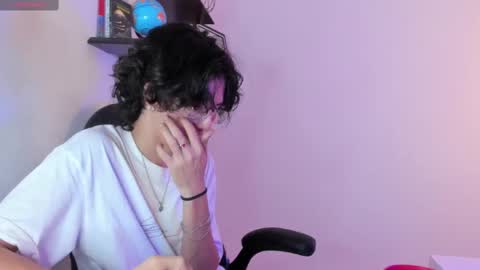 Manuel online show from 09/16/25, 08:21