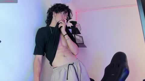 Manuel online show from 09/25/25, 09:07