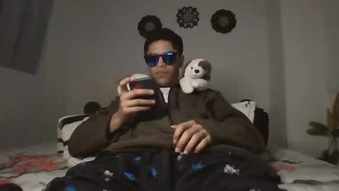 Snapshot of manuel444rl chatting on 10/23/25, 06:56 Manuel RL online show from 10/23/25, 06:56