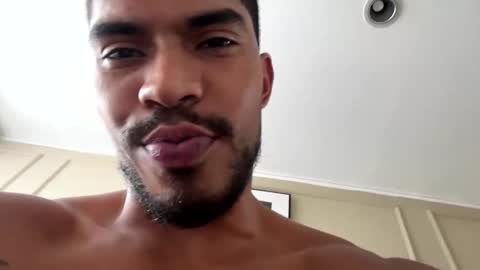 Manuel online show from 05/25/26, 07:31
