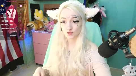 Manuela online show from 01/20/25, 11:56