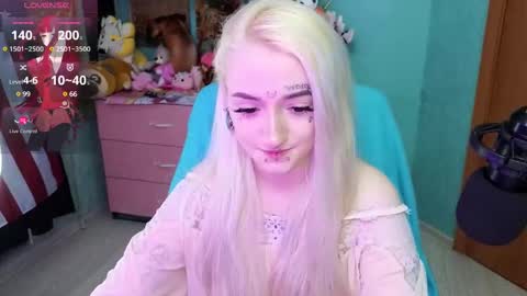 Manuela online show from 02/07/25, 08:31