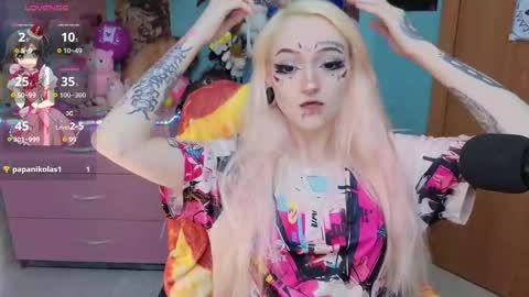 Snapshot of manuela_unicorn chatting on 02/18/26, 09:33 Manuela online show from 02/18/26, 09:33