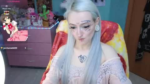 Snapshot of manuela_unicorn chatting on 04/16/26, 09:39 Manuela online show from 04/16/26, 09:39
