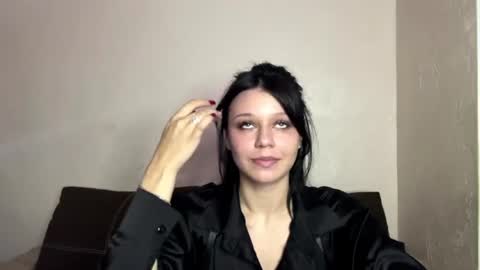 Polly online show from 06/24/26, 06:29