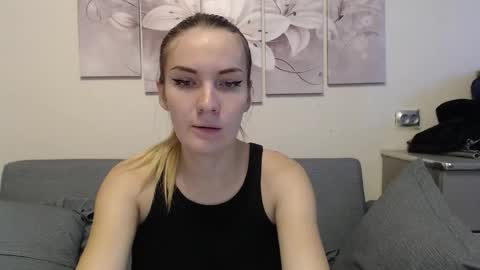 Snapshot of manyamania chatting on 10/07/25, 05:48 Prosto Maria online show from 10/07/25, 05:48