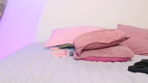     online show from 01/16/25, 02:51