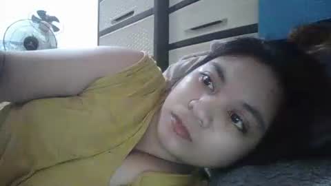 Snapshot of mara2026 chatting on 10/13/25, 04:18 mara2026 online show from 10/13/25, 04:18