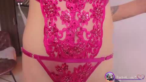 Snapshot of mara__ross chatting on 07/28/26, 06:20 Mara Independent Model online show from 07/28/26, 06:20