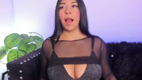 Snapshot of mara_gomezz chatting on 07/31/26, 03:11 Mara online show from 07/31/26, 03:11