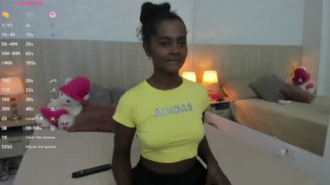 Mara Sinclair online show from 07/22/26, 07:27