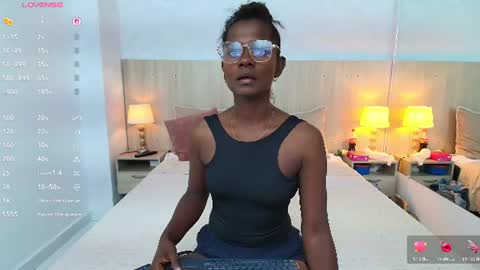 Mara Sinclair online show from 07/28/26, 07:15