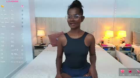 Mara Sinclair online show from 07/28/26, 07:39