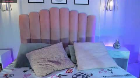 Snapshot of mara_swan_ chatting on 11/01/25, 07:16 MARA online show from 11/01/25, 07:16