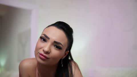 Snapshot of maraciel chatting on 01/18/25, 04:15 Mara online show from 01/18/25, 04:15