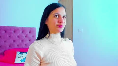 Snapshot of marahanson chatting on 10/05/25, 06:34 Mara hanson  online show from 10/05/25, 06:34